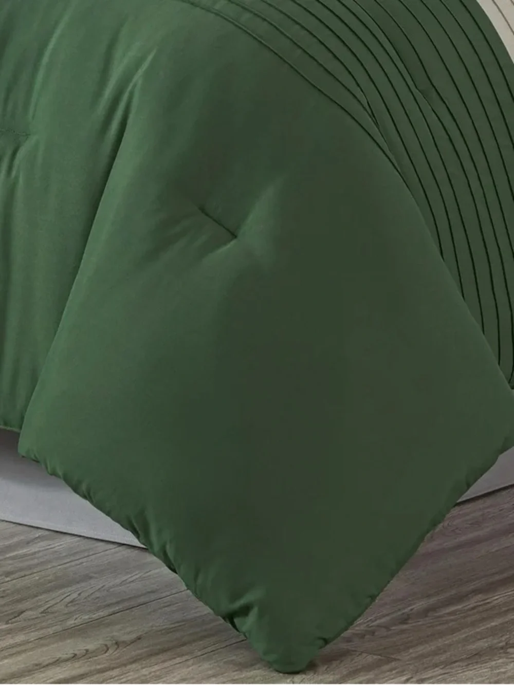 Elegant Green and Gray Full 3 piece Comforter Set